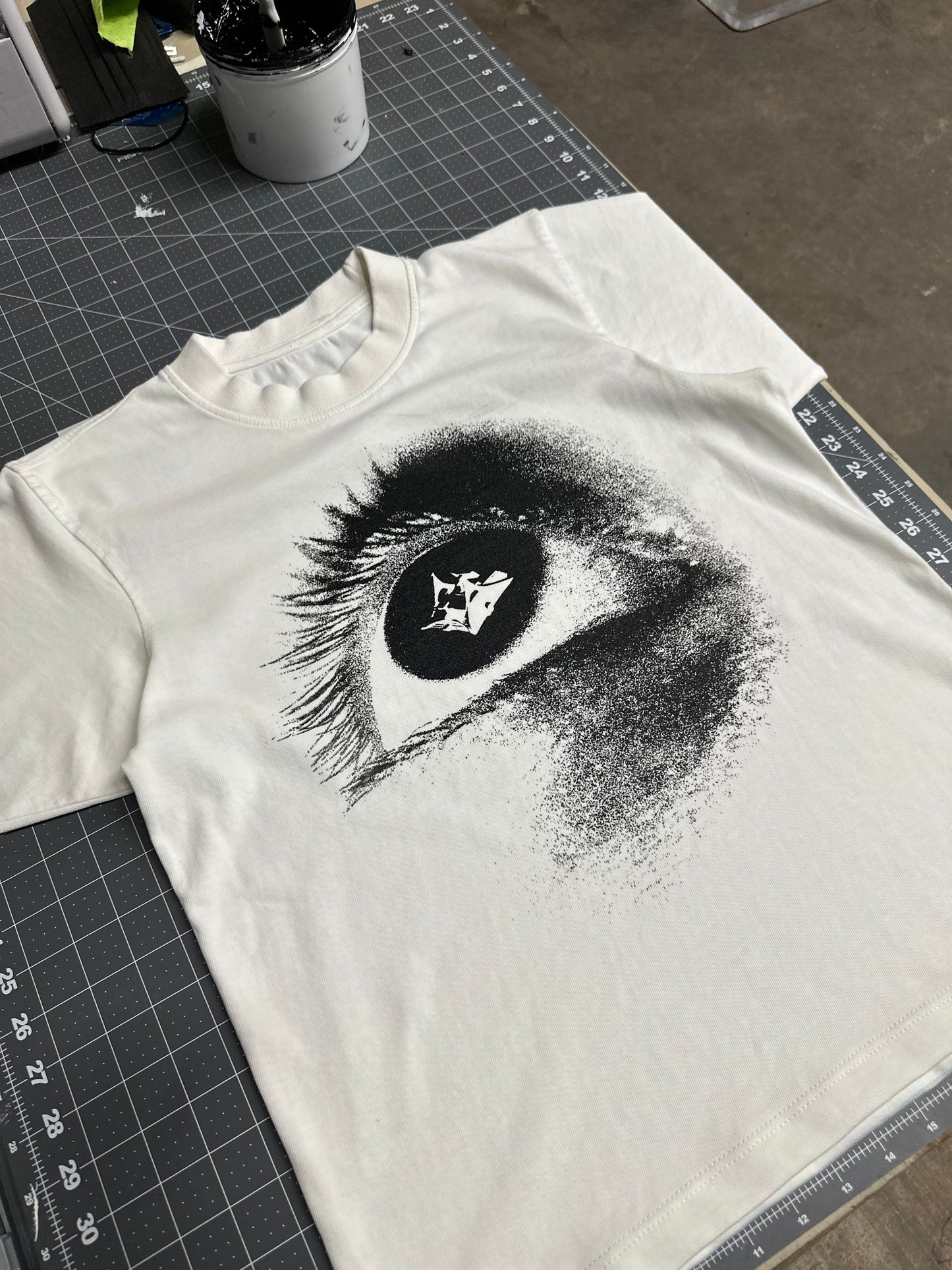 Photon eye tee